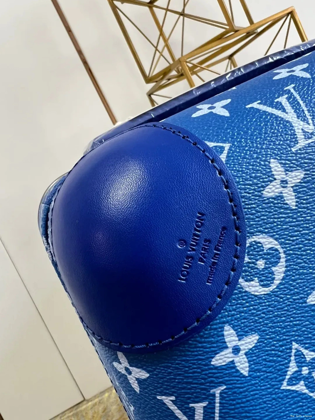 CUSTOM 37L CABIN 55 HORIZON SUITCASE CLOUDS 0519